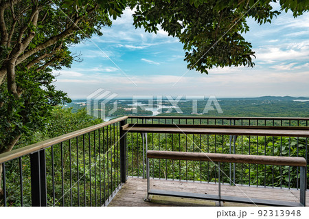 夏の17時頃の横山展望台 92313948