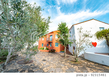 夏の16時の志摩地中海村 92315461