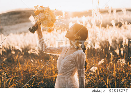 ウェディング　ブライダルイメージ 92318277