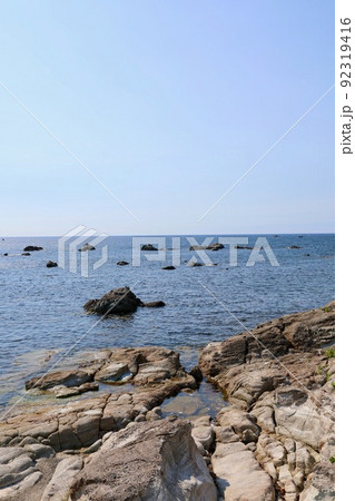 〔福井県福井市・7月〕海と空の青さ 越前海岸 夏 〔福井県福井市・7月〕海と空の青さ 越前海岸 夏 92319416