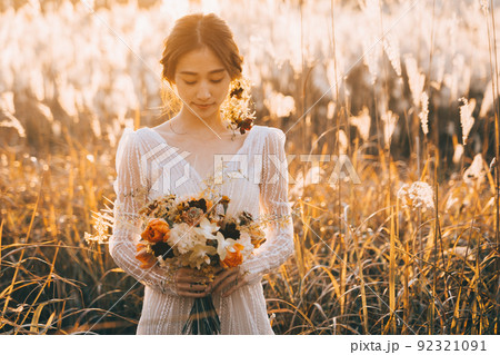 ウェディング　ブライダルイメージ 92321091