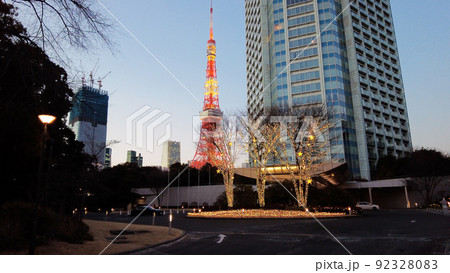 東京タワーとプリンスホテルのイルミネーション 92328083