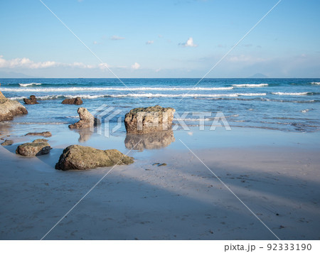 白浜海岸　白濱神社　下田の海 92333190