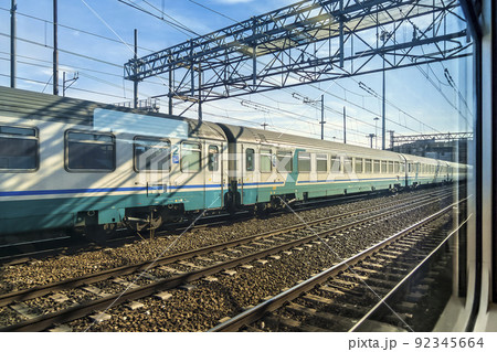 イタリア ローマ・テルミニ駅付近の車窓 / Rome, Italy 92345664