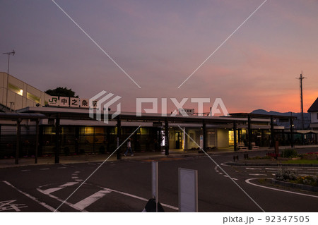 夕暮れの中之条駅 夕暮れの中之条駅 92347505