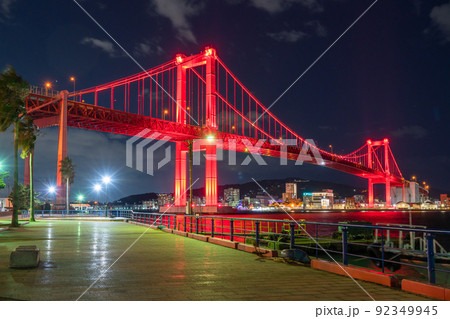 《福岡県》若戸大橋の夜景・北九州市 92349945