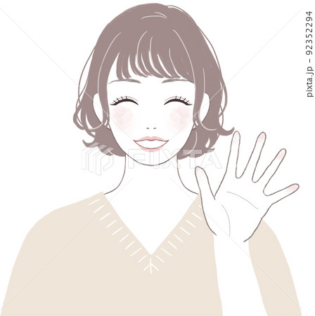 笑顔の可愛いショートカット(パーマ)の女性 手を振るポーズver 笑顔の可愛いショートカット(パーマ)の女性 手を振るポーズver 92352294