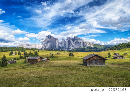 Alpe di siusi alpine meadows 92372163