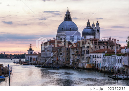 Accademia Bridge Sunrise View Accademia Bridge Sunrise View 92372235