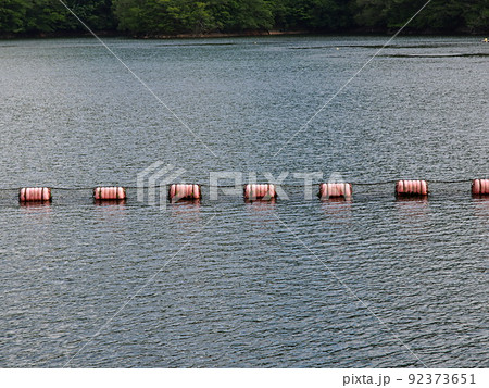 三河湖のダムフェンス 92373651