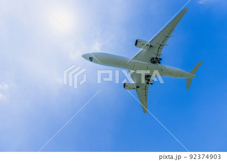 《飛行機》エアバス　Airbus A350-900（Airbus A350-941） 92374903