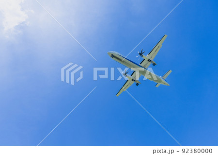 《飛行機》ボンバルディア Bombardier DHC-8 Dash 8(DHC-8-400) 《飛行機》ボンバルディア Bombardier DHC-8 Dash 8(DHC-8-400) 92380000