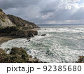 日本海の荒波 92385680