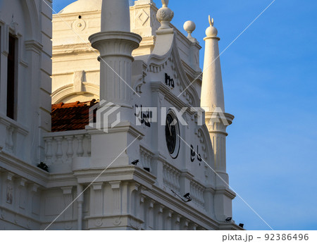 Meeran Jumma Masjid mosque building exterior top photograph. Meeran Jumma Masjid mosque building exterior top photograph. 92386496