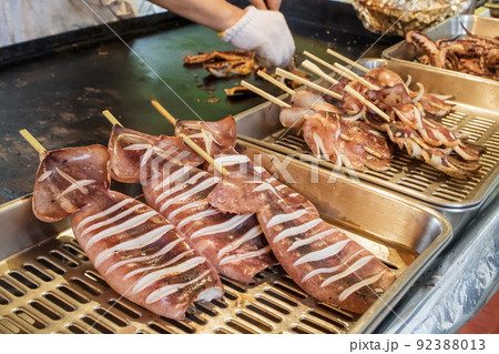いか焼き イカ焼き 烏賊串焼き イカ串焼き 縁日 食材 露店 いか焼き イカ焼き 烏賊串焼き イカ串焼き 縁日 食材 露店 92388013