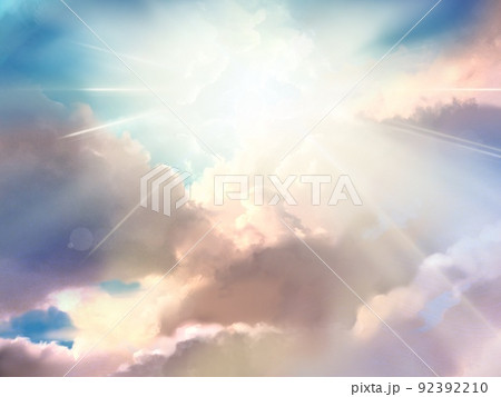 天国へと続く雲と天の光が差し込む幻想的な臨死体験イラスト 天国へと続く雲と天の光が差し込む幻想的な臨死体験イラスト 92392210