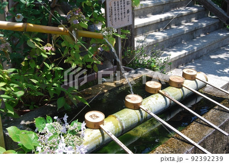 矢田寺の大門坊の手水舎 矢田寺の大門坊の手水舎 92392239