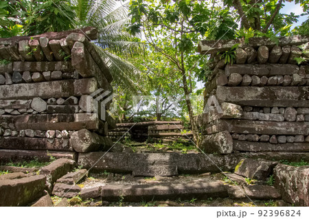 ミクロネシア連邦の世界遺産、ナンマトル ミクロネシア連邦の世界遺産、ナンマトル 92396824