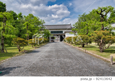 二条城の北大手門　　京都　日本 92413642