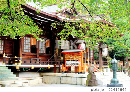 新宿の熊野神社　　　　都内の神社仏閣 92413643