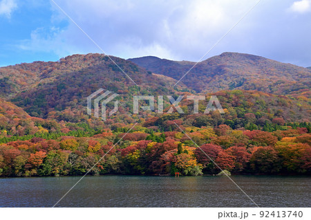箱根芦ノ湖の紅葉 箱根芦ノ湖の紅葉 92413740