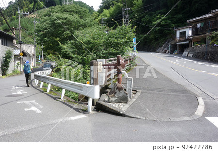 平溝通り分岐(都道193号線から高水山へ)(東京都青梅市) 平溝通り分岐(都道193号線から高水山へ)(東京都青梅市) 92422786