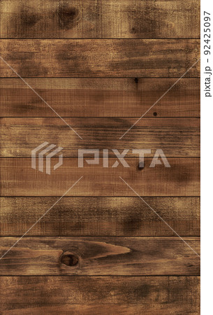 節のあるビンテージな木材、オイルステインで塗装した床・壁の板貼りイメージ 92425097