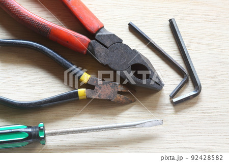 錆びついた工具 錆びついた工具 92428582