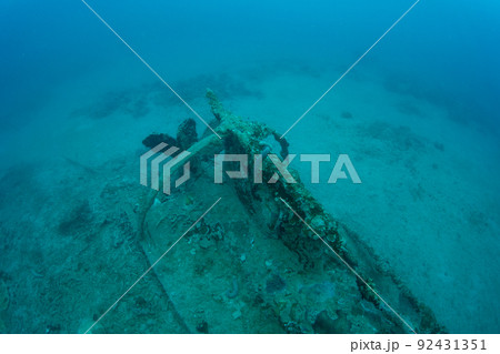 小笠原の海に沈む特殊潜航艇 戦跡 小笠原の海に沈む特殊潜航艇 戦跡 92431351