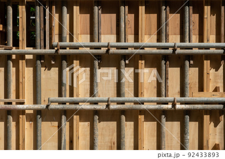 型枠　締固め 92433893