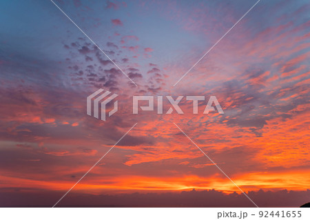 Colorful dramatic sky with cloud above sea bay 92441655
