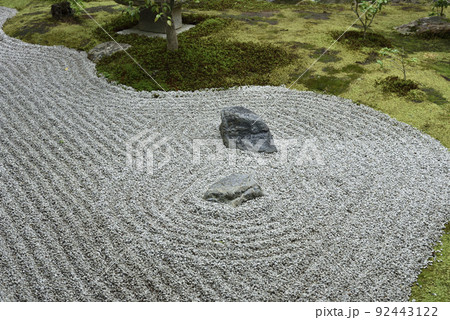 枯山水直中庭　黄梅院　大徳寺 92443122