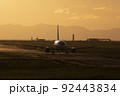 夕景のB735 92443834