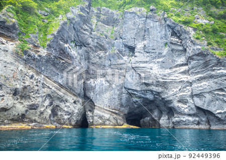 北海道小樽市　青の洞窟・海上クルーズ 92449396