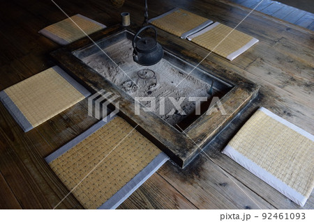 囲炉裏 古民家 92461093