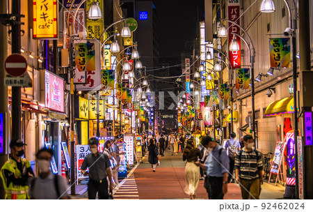 日本の東京都市景観 18万超全国過去最多。悪夢BA.5…東京初3万超。新橋西口通りは…＝7月21日 92462024