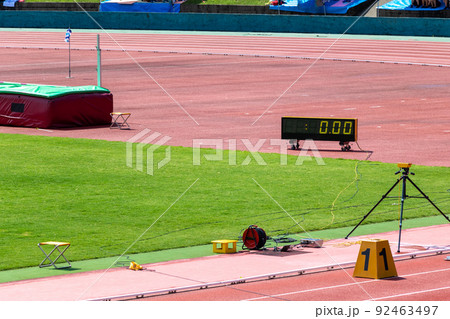 競技開始前の陸上競技場の風景 競技開始前の陸上競技場の風景 92463497