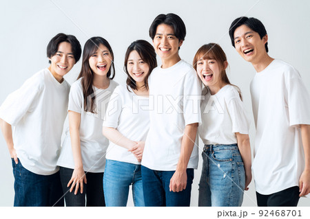 男女 Z世代 友達 大学生 シェアハウス ビューティー 男女 Z世代 友達 大学生 シェアハウス ビューティー 92468701