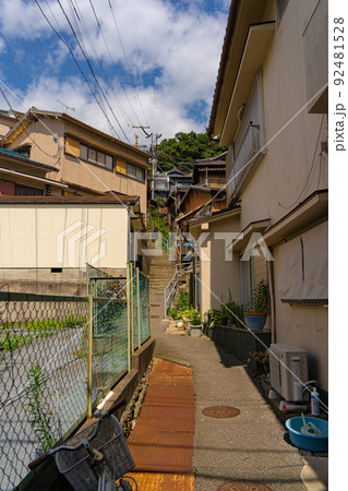 車が入って来られない狭い路地　和歌山市田野地区 92481528