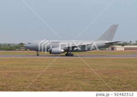 ドイツ空軍A310 MRTT空中給油機離陸 ドイツ空軍A310 MRTT空中給油機離陸 92482512