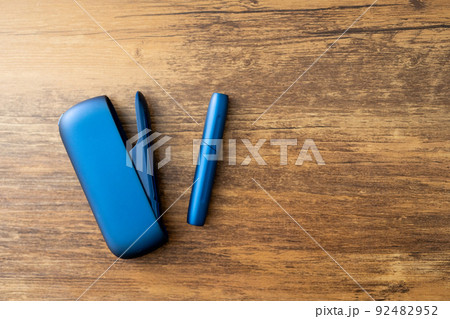 加熱式たばこイメージ 92482952