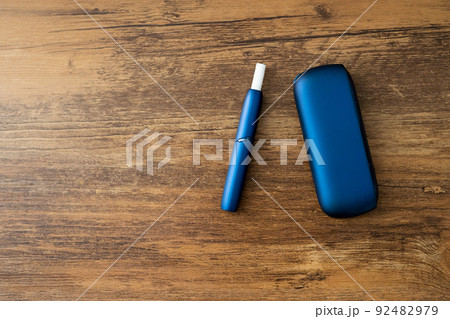 加熱式たばこイメージ 92482979