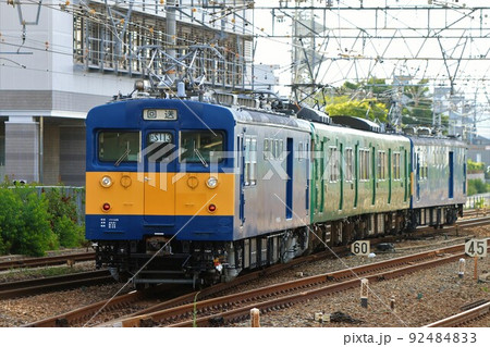 JR宝塚線尼崎駅 145系+113系 JR宝塚線尼崎駅 145系+113系 92484833