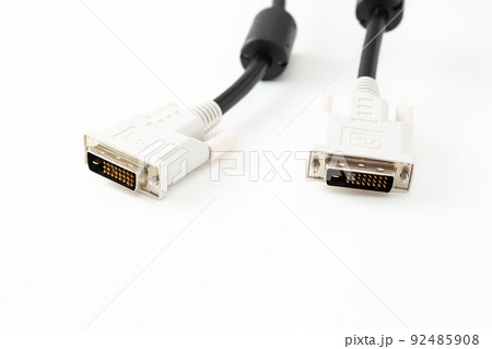 DVIケーブル　白バック 92485908