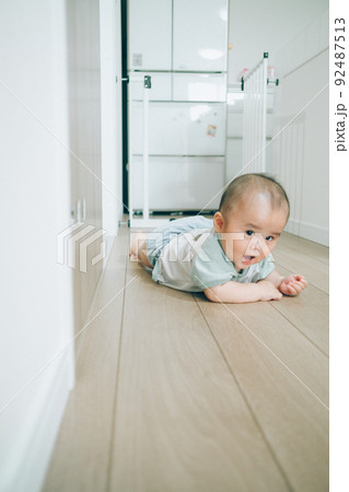 男の子子育て　日常の一コマ 92487513