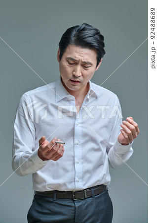 タバコ 禁煙 喫煙 92488689