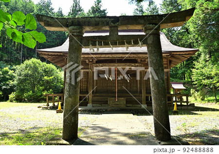 埼玉県皆野町たたらの里金沢の萩神社 92488888