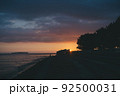 福間海岸沿いの夕焼けと釣り人 92500031