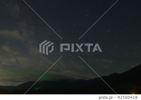 北杜市白州町、夜空星空さそり座と天の川 92500418
