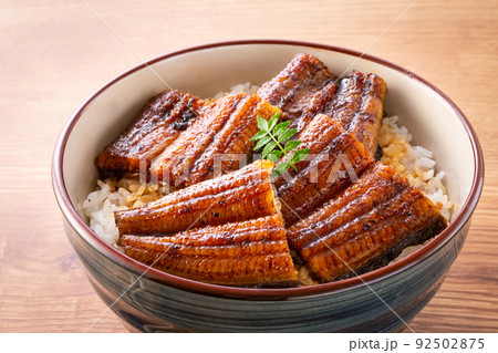 うな丼 92502875